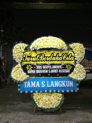 Papan Bunga Duka di Ema